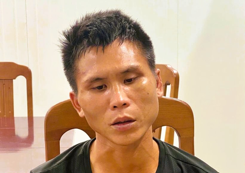 Sau khi uống bia, cầm dao xông vào trụ sở chém trọng thương Phó công an xã- Ảnh 1. Sau khi uống bia, cầm dao xông vào trụ sở chém trọng thương Phó công an xã- Ảnh 1.