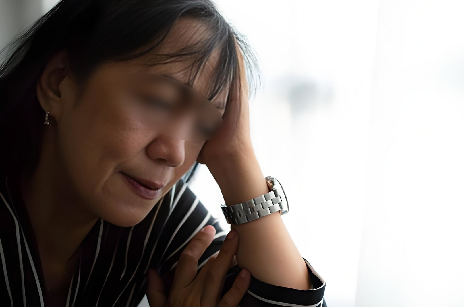 Vào dọn phòng của con vô tình tìm thấy mảnh giấy kẹp trong đống sách, tôi mới hiểu thế nào là tự tay đóng lại cánh cửa gia đình- Ảnh 2. Vào dọn phòng của con vô tình tìm thấy mảnh giấy kẹp trong đống sách, tôi mới hiểu thế nào là tự tay đóng lại cánh cửa gia đình- Ảnh 2.
