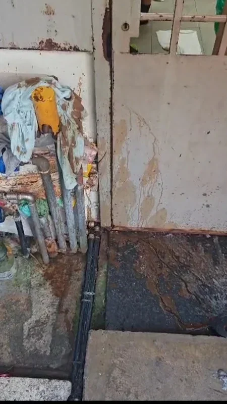 Bạn gái cũ từ 30 năm trước bỗng dưng xuất hiện, người đàn ông mất ăn mất ngủ - Ảnh 3.