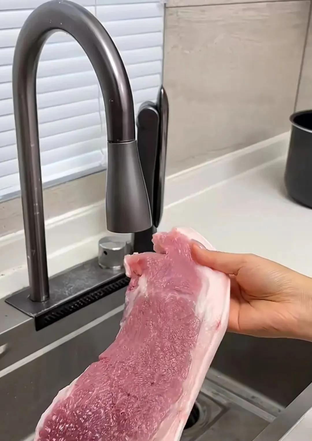 7 thói quen sai lầm khiến bạn thành "nô lệ của vi khuẩn", mỗi ngày đều chịu trận mà không hay biết - Ảnh 2. 7 thói quen sai lầm khiến bạn thành "nô lệ của vi khuẩn", mỗi ngày đều chịu trận mà không hay biết - Ảnh 2.