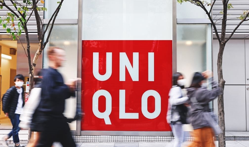 Uniqlo vượt mốc 1 . 000 Tỷ yên doanh thu Nhờ công nghệ quản lý thông minh - Ảnh 1. Uniqlo vượt mốc 1 . 000 Tỷ yên doanh thu Nhờ công nghệ quản lý thông minh - Ảnh 1.