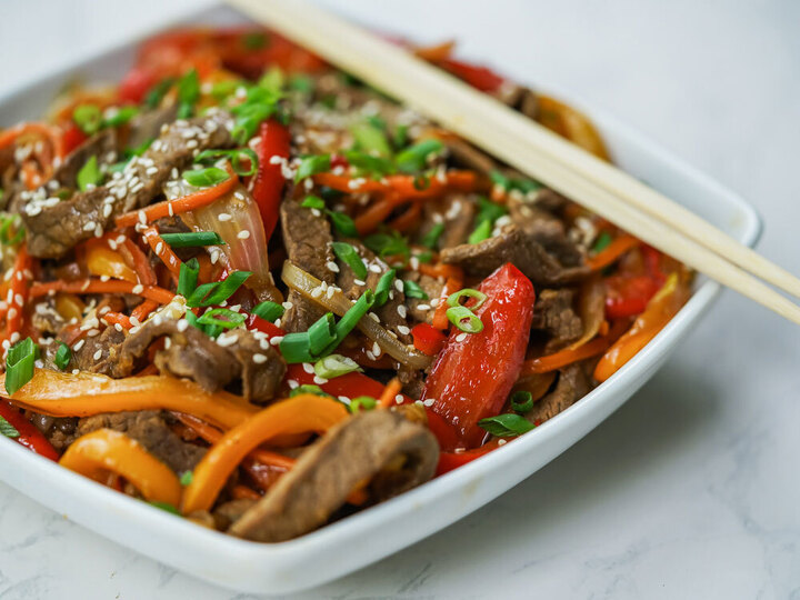 Mẹo xào thịt bò mềm, để nguội vẫn không dai - Ảnh 1. Mẹo xào thịt bò mềm, để nguội vẫn không dai - Ảnh 1.