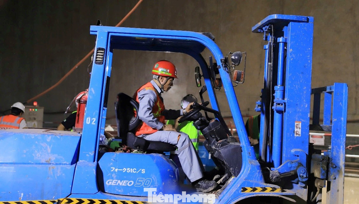 Robot Đào Hầm Tbm Số 2 Hoàn Thành Khoan Đến Ga Ngầm Cát Linh Của Metro Nhổn - Ga Hà Nội - Ảnh 5. Robot Đào Hầm Tbm Số 2 Hoàn Thành Khoan Đến Ga Ngầm Cát Linh Của Metro Nhổn - Ga Hà Nội - Ảnh 5.