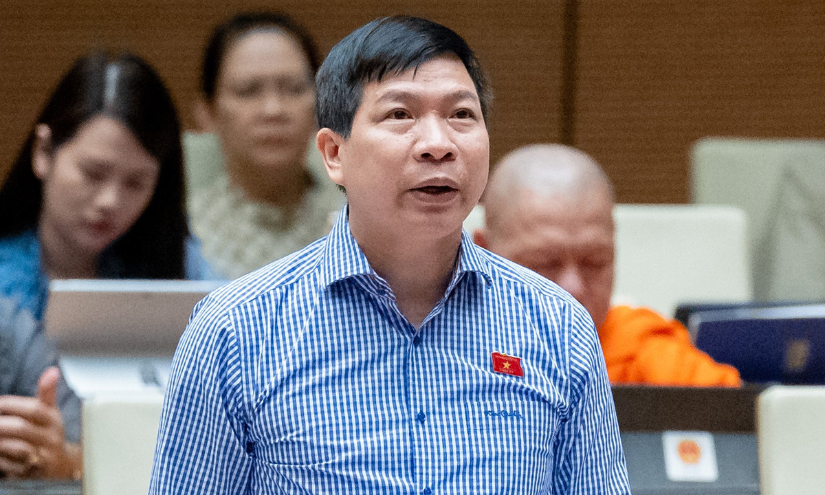 Tạm đình chỉ nhiệm vụ đại biểu Quốc hội với ông Trần Văn Thức do khởi tố Hình sự - Ảnh 1.