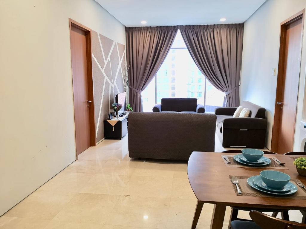 Chi 8,5 tỷ đồng mua nhà cho "người lạ" ở - Ảnh 2.