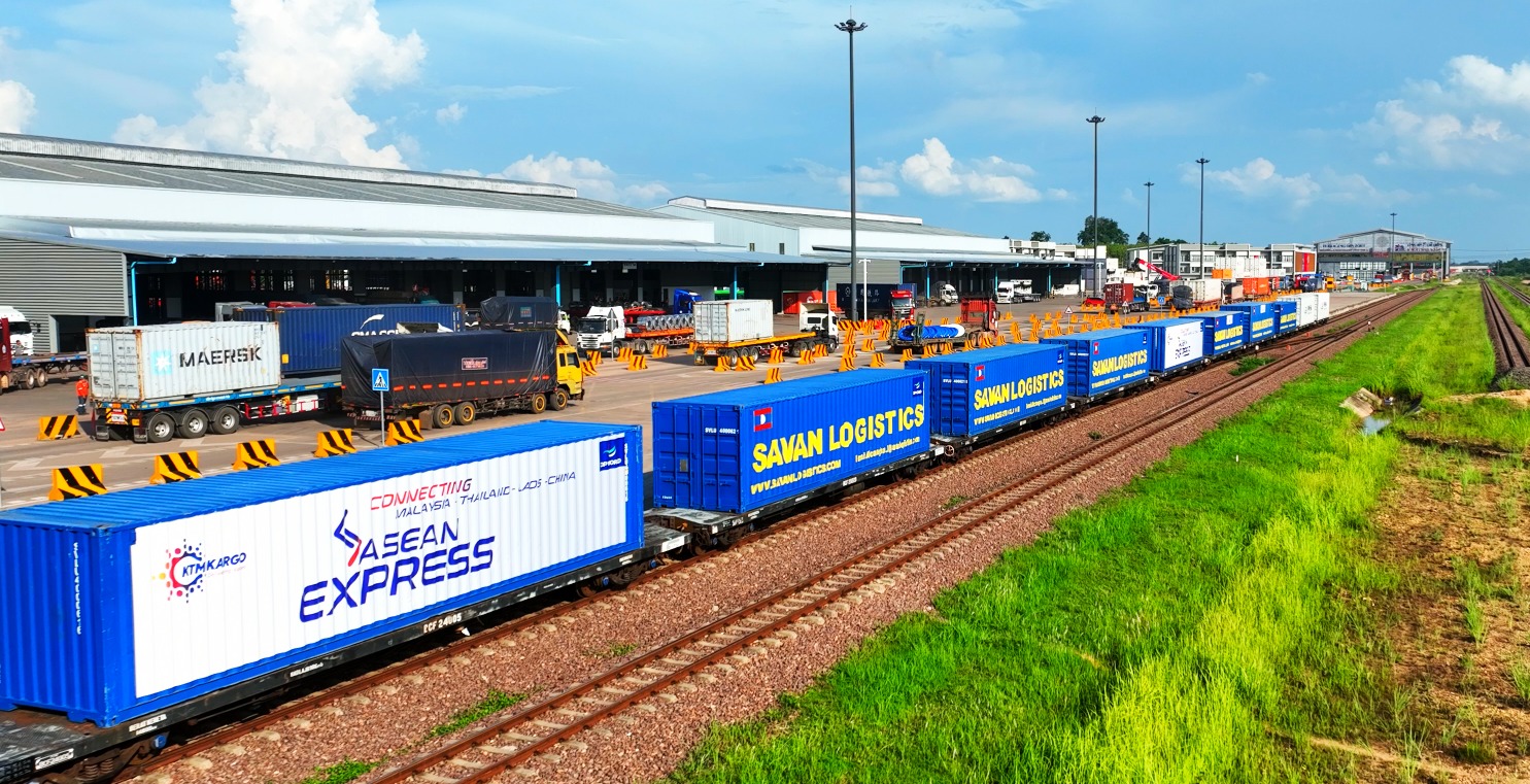 'Siêu đường sắt' ASEAN Express thách thức vận tải biển: 'Thần tốc' kết nối 4 quốc gia, cắt 30% chi phí- Ảnh 2.