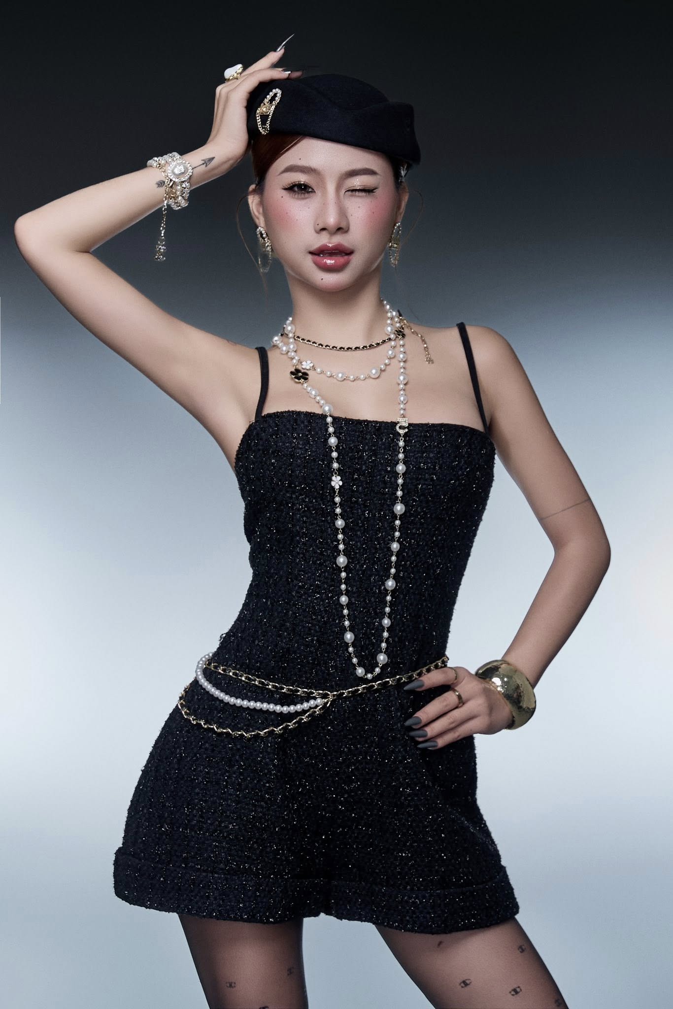 Người "chống lưng" cho Louis Phạm trở lại mạnh mẽ sau loạt drama - Ảnh 4. Người "chống lưng" cho Louis Phạm trở lại mạnh mẽ sau loạt drama - Ảnh 4.