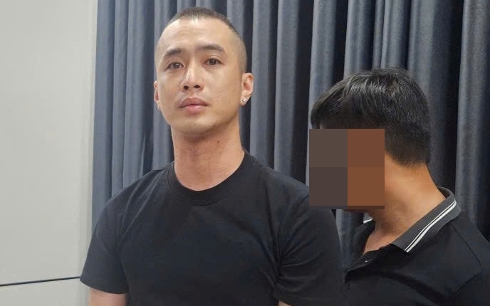 Đối tượng Ngô Thị Oanh ra đầu thú sau 10 ngày trốn sang Campuchia - Ảnh 2.