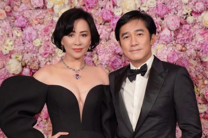 Lương Triều Vỹ không dám bỏ vợ vì "cái nết" của Lưu Gia Linh- Ảnh 1. Lương Triều Vỹ không dám bỏ vợ vì "cái nết" của Lưu Gia Linh- Ảnh 1.