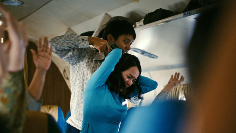 Bắt gặp Lý Nhã Kỳ sánh đôi bên trai trẻ kém 8 tuổi, nhưng ánh mắt khác lạ mới là điều khiến netizen xôn xao- Ảnh 4.