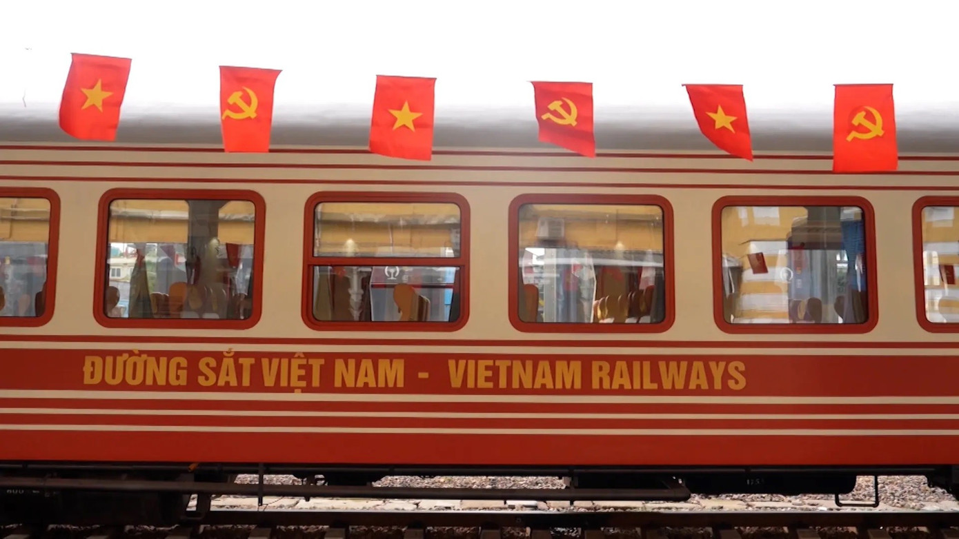 Tàu hỏa đưa đón cán bộ ở Hải Phòng: Giải pháp vận chuyển hiệu quả - Ảnh 1.