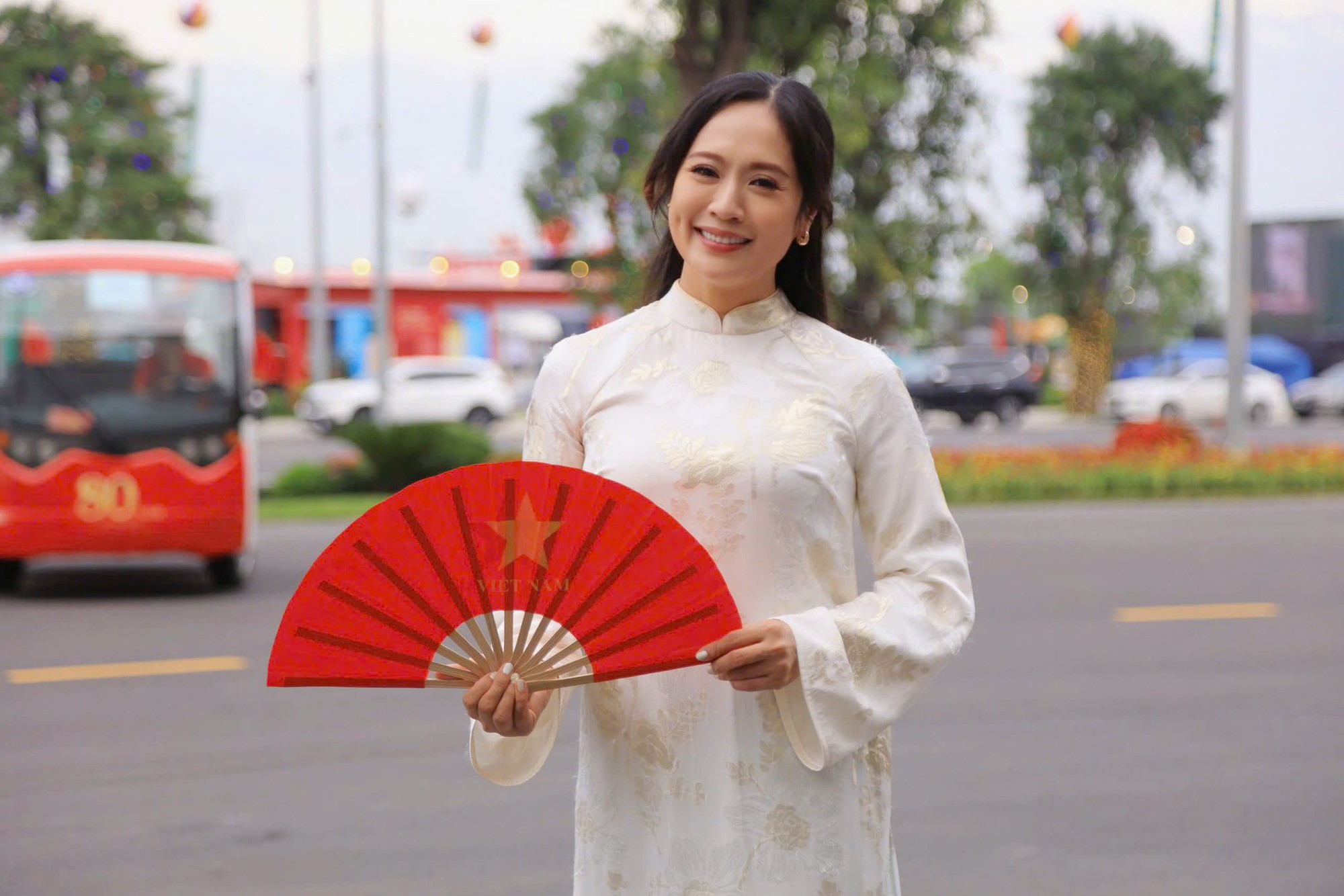 - Ảnh 4. - Ảnh 4.