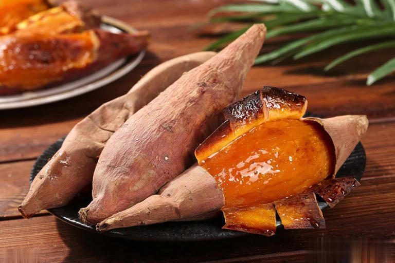 N&ecirc;n mua khoai lang củ thon d&agrave;i hay tr&ograve;n mập? Người s&agrave;nh ăn chỉ mua một loại- Ảnh 2.