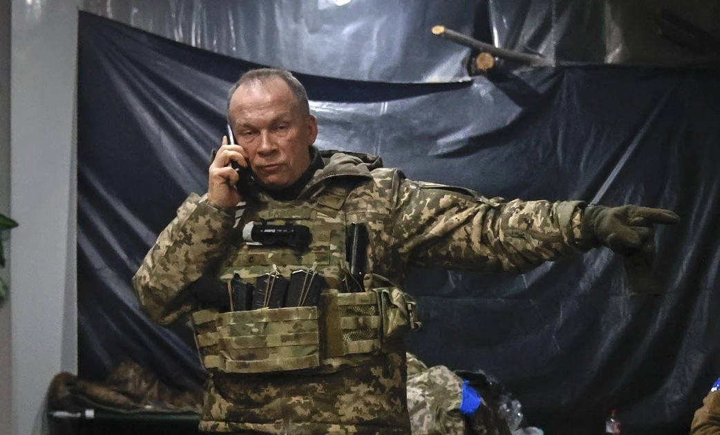 - Ảnh 3. - Ảnh 3.