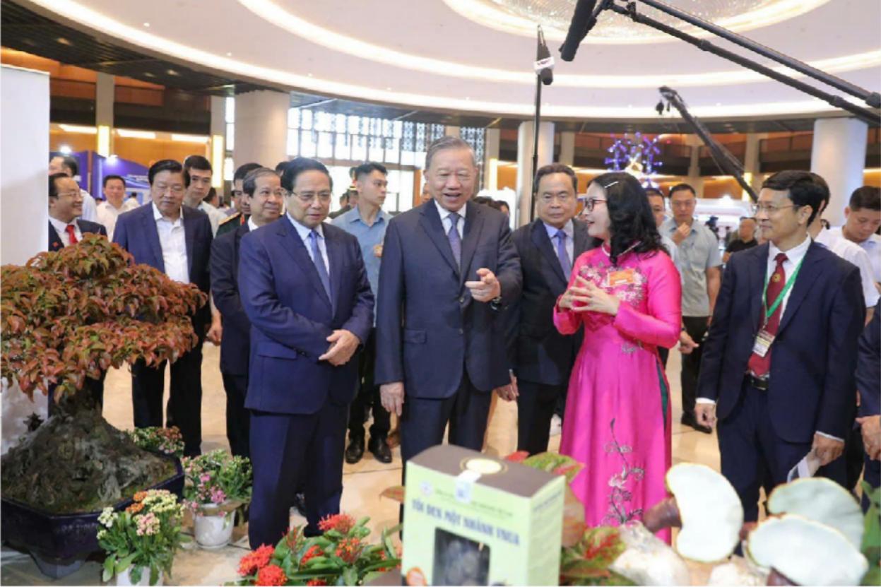 Học viện Nông nghiệp Việt Nam tham gia Triển lãm của ngành Giáo dục - Ảnh 1.