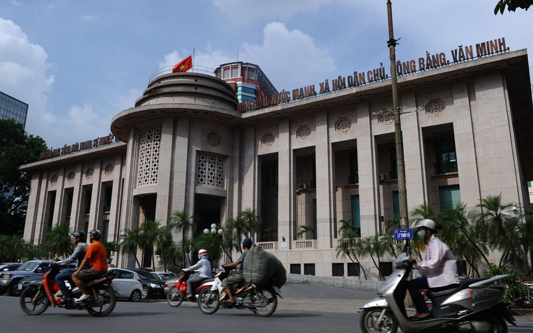 Hết năm nay, nợ công Việt Nam sẽ chiếm bao nhiêu phần trăm GDP? - Ảnh 1.