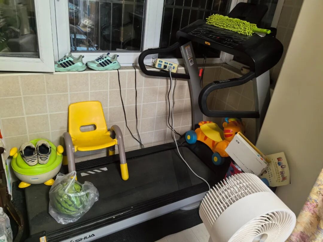 6 món đồ không nên mua nhiều: Chi tiêu thông minh để tránh lãng phí - Ảnh 2.