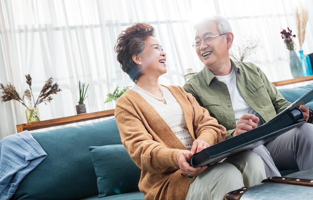 Lương hưu 20 triệu/tháng nhưng khi con trai hỏi vay, bố mẹ mới lộ ra trong túi không còn một xu- Ảnh 1.