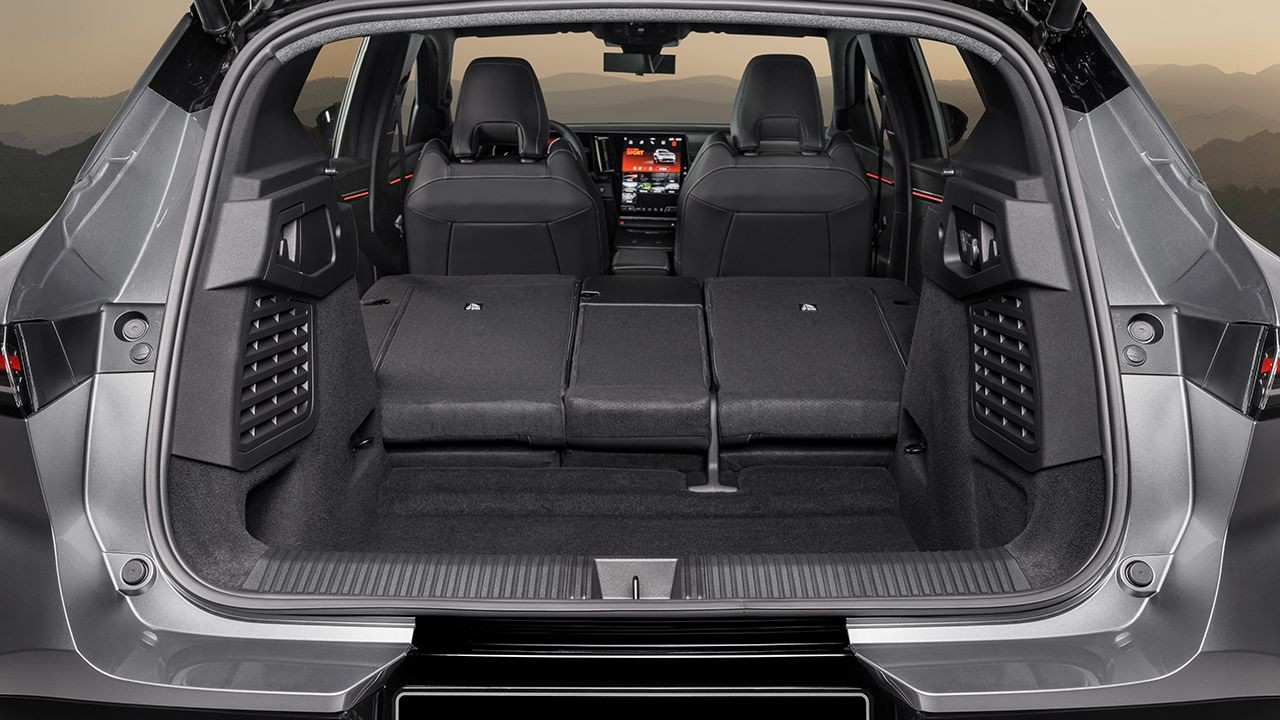 Mitsubishi h&eacute; lộ SUV điện ho&agrave;n to&agrave;n mới - Ảnh 9.