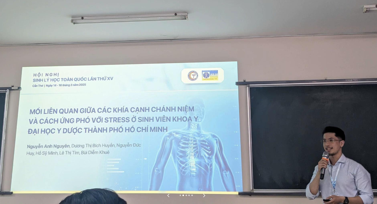 2 b&aacute;c sĩ sinh năm 2001, đến từ Đại học Y Dược TP.HCM: "Ph&aacute;t đi&ecirc;n" với trai ng&agrave;nh Y l&agrave; thật! - Ảnh 11.