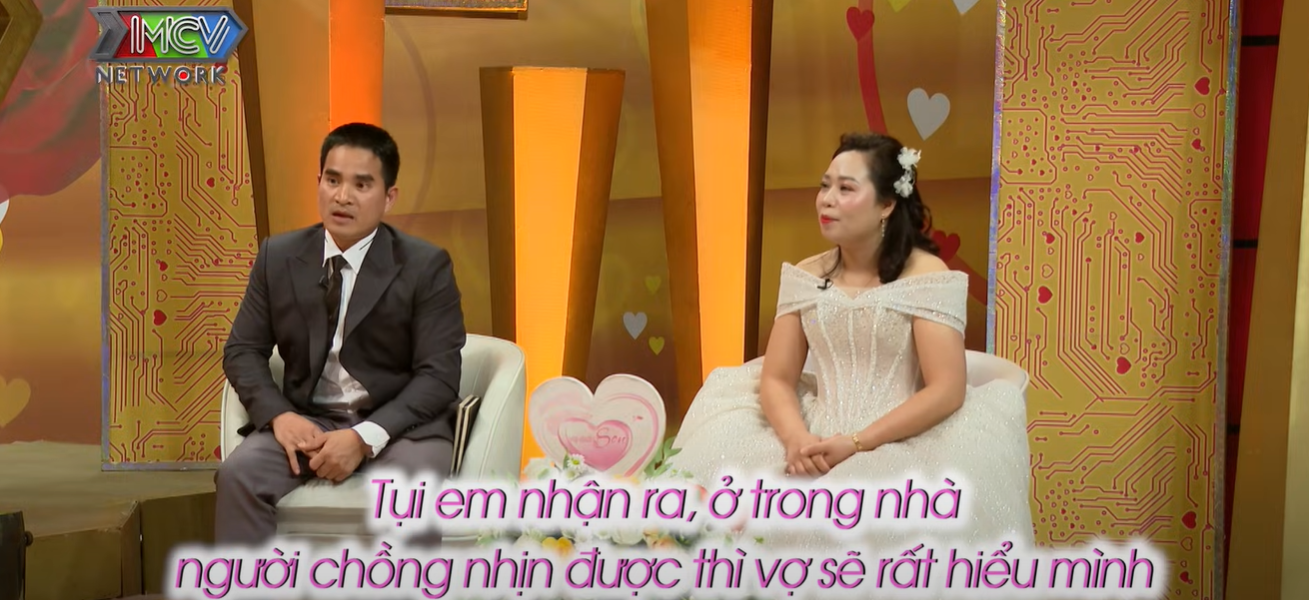 "Đại gia chè lam" kể cuộc sống hôn nhân "bê bát cơm, cúi gằm mặt xuống ăn": Bỗng dưng lại được xin vía - Ảnh 4. "Đại gia chè lam" kể cuộc sống hôn nhân "bê bát cơm, cúi gằm mặt xuống ăn": Bỗng dưng lại được xin vía - Ảnh 4.