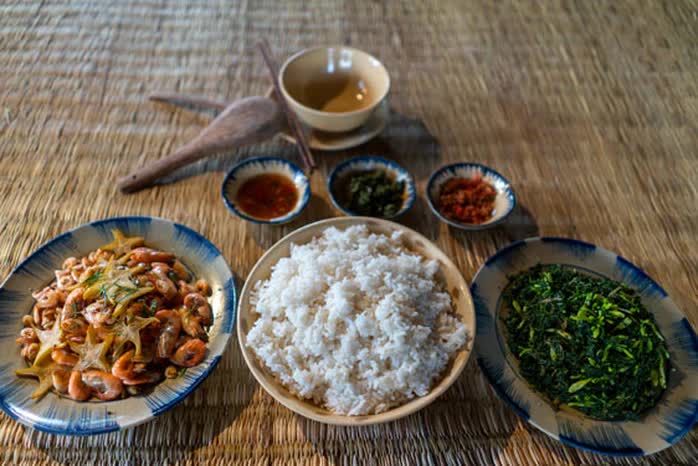 Đặc sản Đắk Lắk vừa đắng vừa chát nhưng "Gia đình Haha" tấm tắc khen ngon, TikToker Giao Heo thì khẳng định: Hương vị không thể tìm thấy ở bất cứ đâu! - Ảnh 1. Đặc sản Đắk Lắk vừa đắng vừa chát nhưng "Gia đình Haha" tấm tắc khen ngon, TikToker Giao Heo thì khẳng định: Hương vị không thể tìm thấy ở bất cứ đâu! - Ảnh 1.