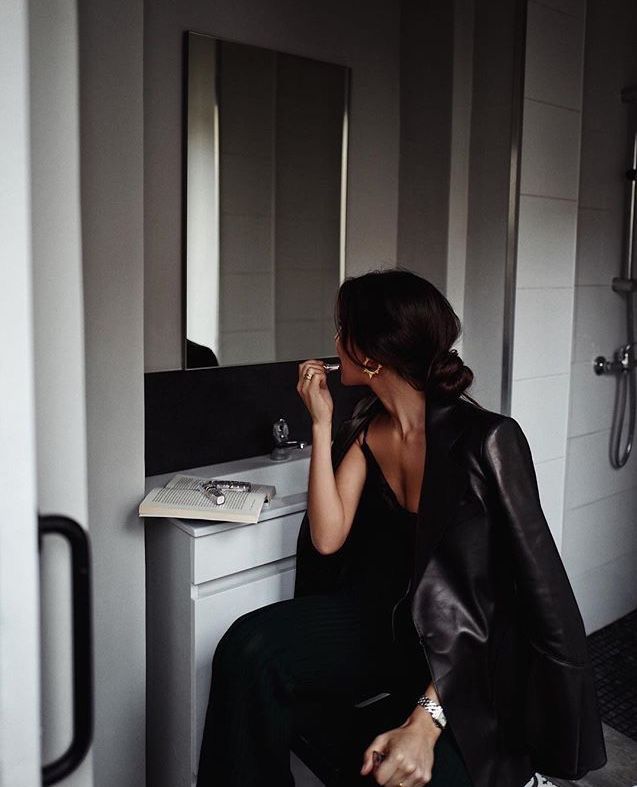 Đối tác hẹn ký hợp đồng trên sân Pick, tưởng mình đã thắng lớn ai ngờ tôi điêu đứng khi nhìn thấy chủ sân- Ảnh 1.