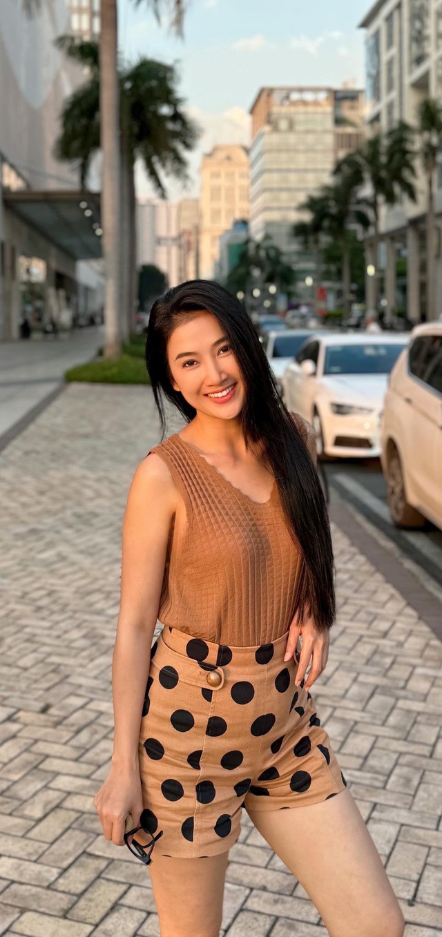 Nhan sắc tuổi 41 trẻ đẹp như đôi mươi của "nữ hoàng phim xưa Việt" yêu bạn trai kém 10 tuổi- Ảnh 4.