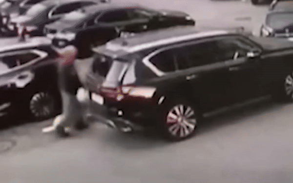 Ukraine tung video tập k&iacute;ch trung t&acirc;m hậu cần Nga ở Kursk - Ảnh 1.