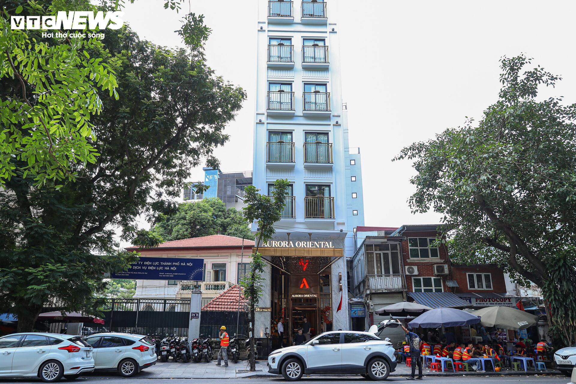 Cận cảnh 59 công trình trên đất vàng Hồ Gươm sắp di dời để xây quảng trường - Ảnh 12. Cận cảnh 59 công trình trên đất vàng Hồ Gươm sắp di dời để xây quảng trường - Ảnh 12.
