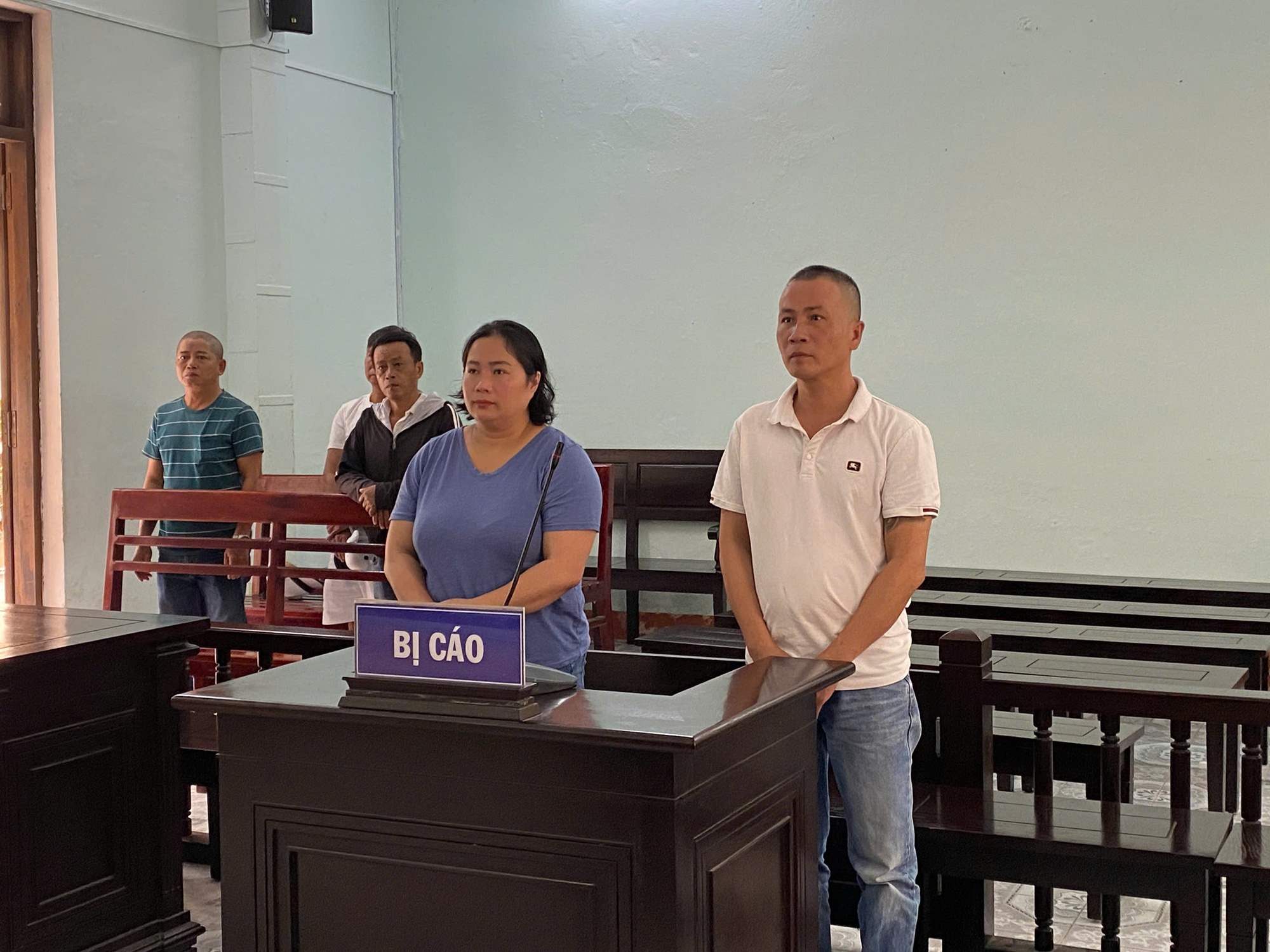 Tú bà 8X tại Huế điều hành đường dây bán dâm bị tuyên án 4 năm tù - Ảnh 1.