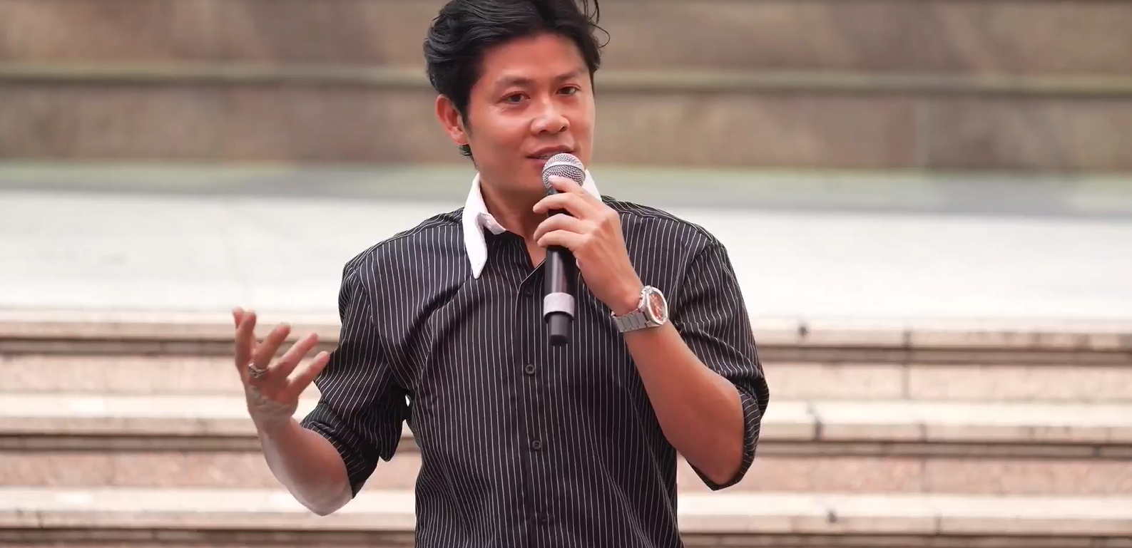 300 người suốt 4 ngày đêm đã làm nên kỳ tích lịch sử từ 53 năm trước: Do Đại tá, Nhà giáo Nhân dân sáng lập trường Nguyễn Siêu tiết lộ, để luôn viết tiếp câu chuyện tự hào- Ảnh 3. 300 người suốt 4 ngày đêm đã làm nên kỳ tích lịch sử từ 53 năm trước: Do Đại tá, Nhà giáo Nhân dân sáng lập trường Nguyễn Siêu tiết lộ, để luôn viết tiếp câu chuyện tự hào- Ảnh 3.