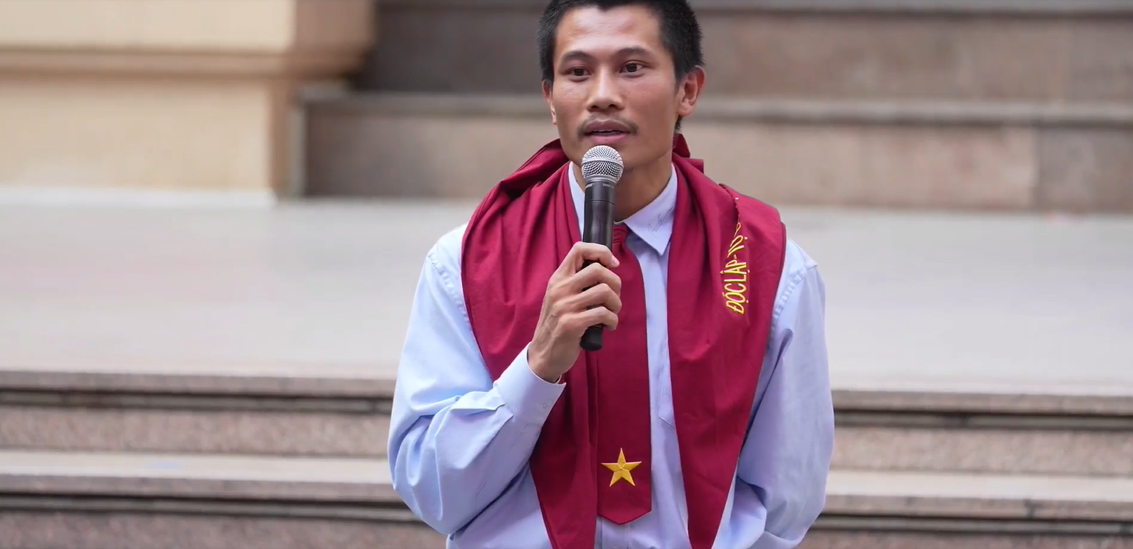 300 người suốt 4 ngày đêm đã làm nên kỳ tích lịch sử từ 53 năm trước: Do Đại tá, Nhà giáo Nhân dân sáng lập trường Nguyễn Siêu tiết lộ, để luôn viết tiếp câu chuyện tự hào- Ảnh 4. 300 người suốt 4 ngày đêm đã làm nên kỳ tích lịch sử từ 53 năm trước: Do Đại tá, Nhà giáo Nhân dân sáng lập trường Nguyễn Siêu tiết lộ, để luôn viết tiếp câu chuyện tự hào- Ảnh 4.