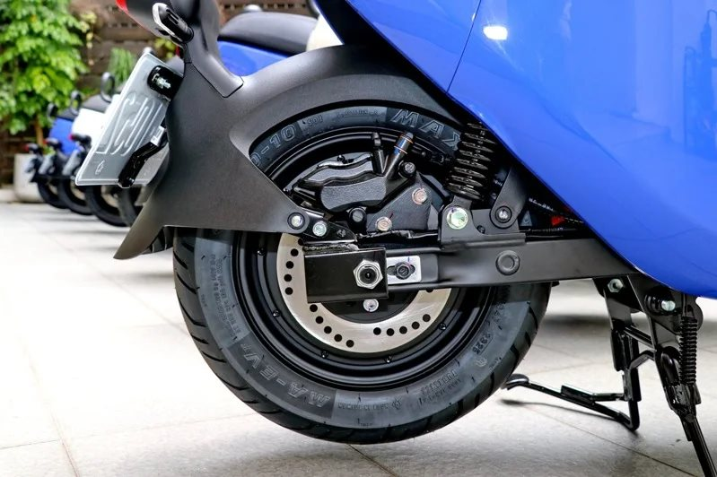 Xe điện ‘quốc dân’ giá 35 triệu đồng ra mắt: thiết kế tựa Vespa, phanh SBS, trang bị hiện đại sẵn sàng thế chân Honda Vision - Ảnh 7.