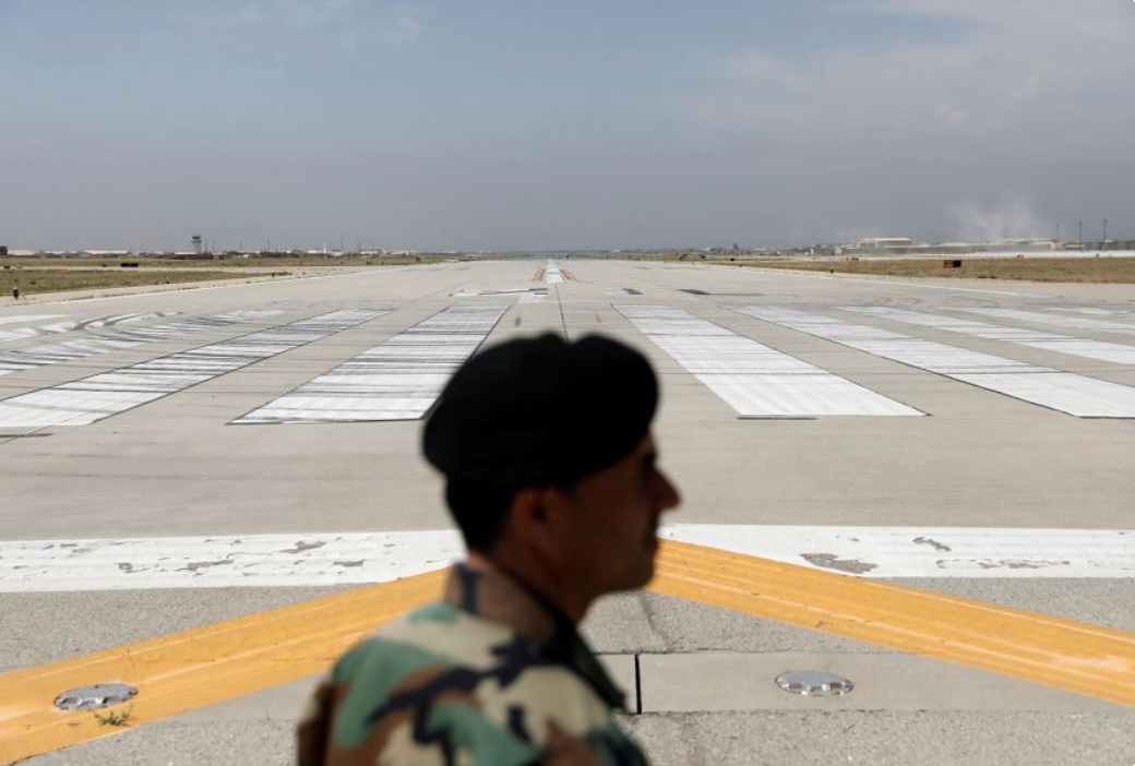 Mỹ nỗ lực giành lại căn cứ Bagram từ Taliban để đối phó Trung Quốc - Ảnh 1.