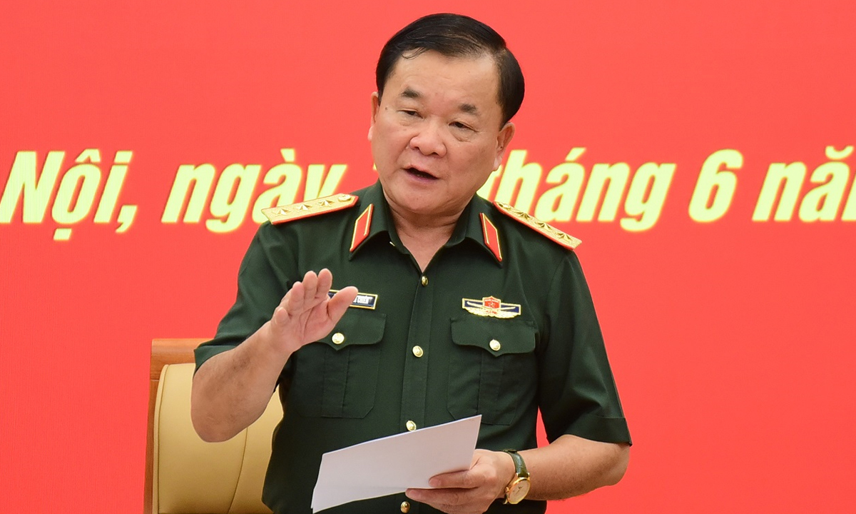 Bổ nhiệm Thứ trưởng Bộ Quốc phòng kéo dài nhiệm kỳ cho 3 Thượng tướng - Ảnh 1.