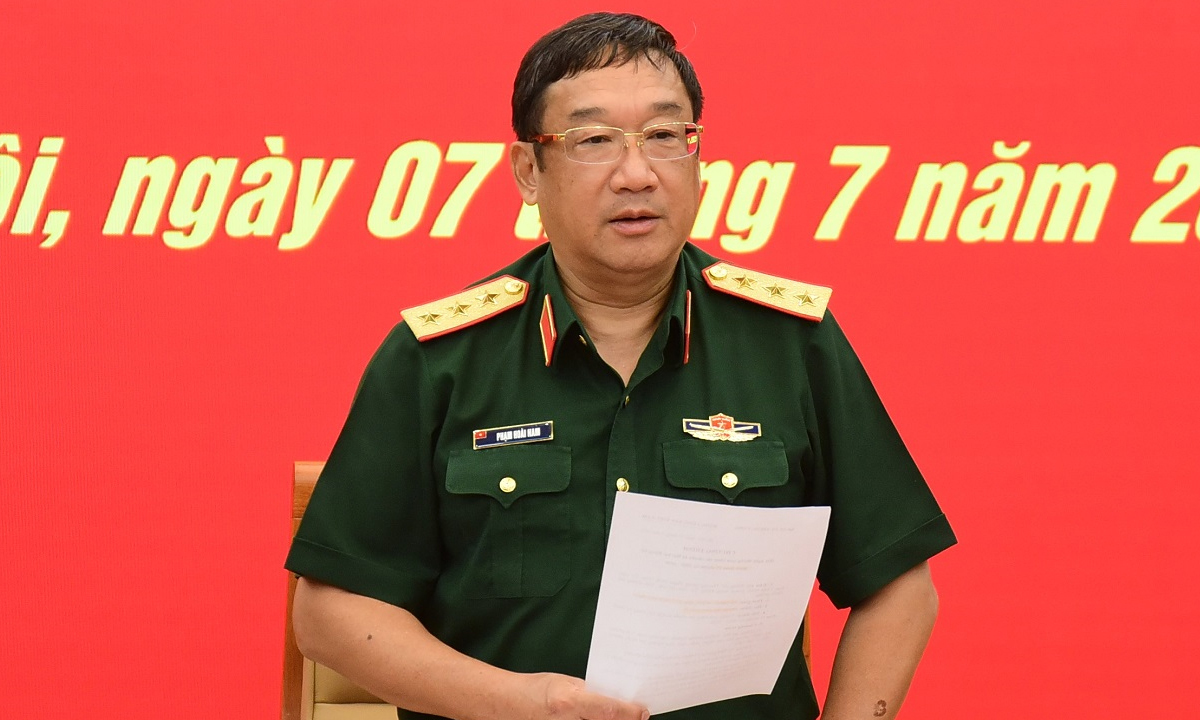 Bổ nhiệm Thứ trưởng Bộ Quốc phòng kéo dài nhiệm kỳ cho 3 Thượng tướng - Ảnh 3.