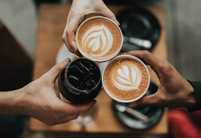 Người Thích Uống Cà Phê Và Người Không Uống, Ai Sống Thọ Hơn? Khoa Học Có Câu Trả Lời Bất Ngờ - Ảnh 2. Người Thích Uống Cà Phê Và Người Không Uống, Ai Sống Thọ Hơn? Khoa Học Có Câu Trả Lời Bất Ngờ - Ảnh 2.