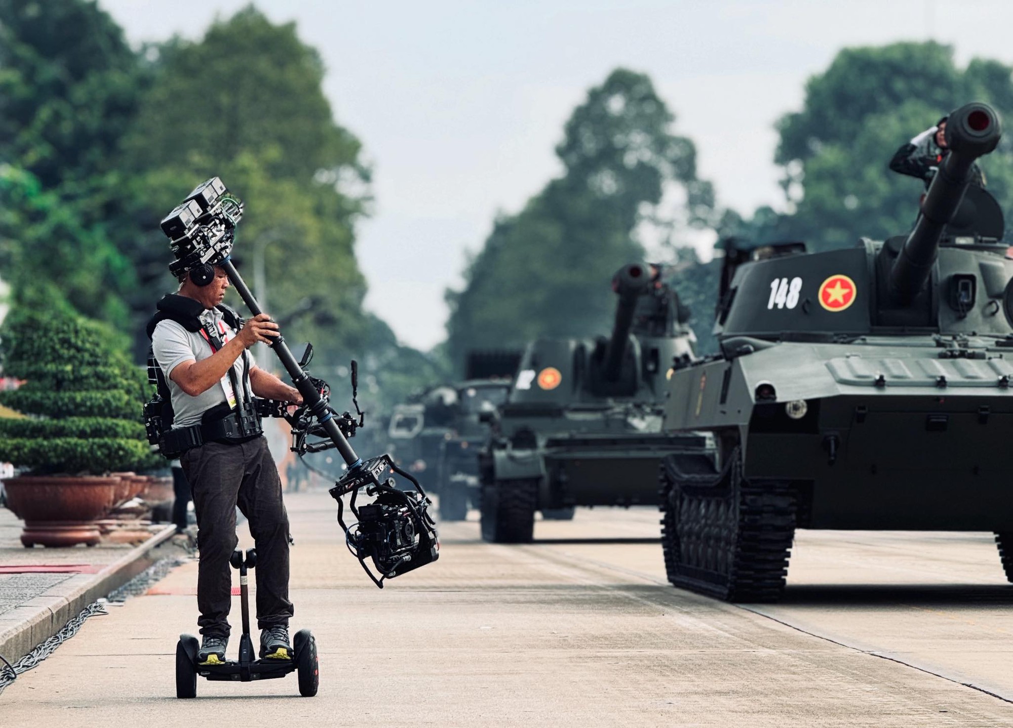 Danh t&iacute;nh người đứng sau những g&oacute;c quay "out tr&igrave;nh" tr&ecirc;n VTV- Ảnh 2.