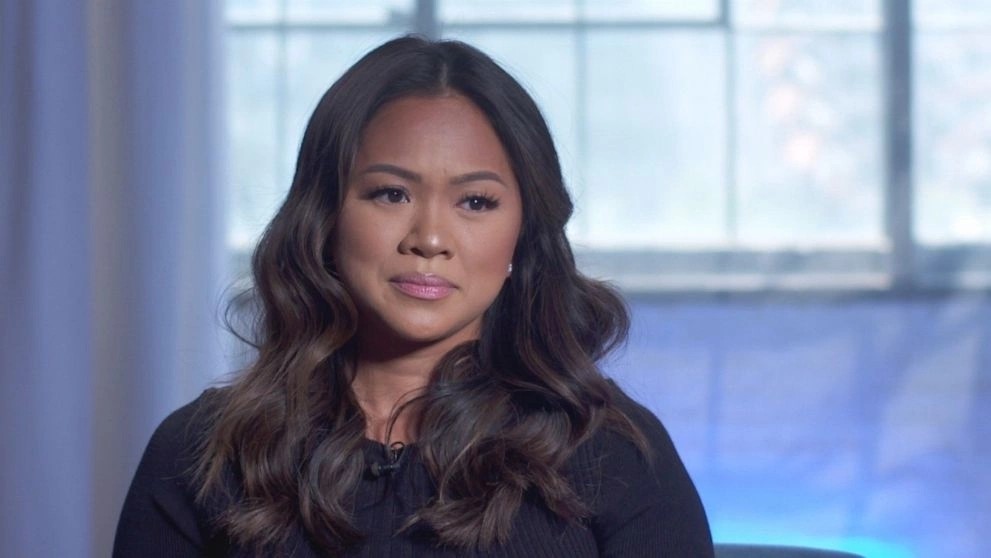 Phi vụ chuốc thuốc và đào mỏ đại gia phố Wall: Cuộc sống vũ nữ thoát y - Ảnh 2.