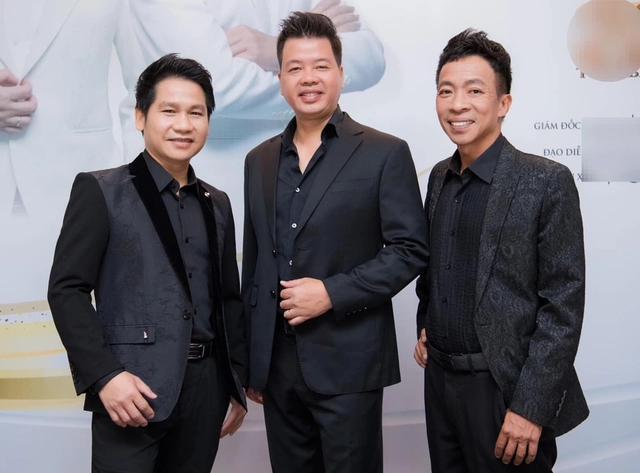 Nam ca sĩ hát mở màn cả 2 Concert Quốc Gia: “Ông hoàng nhạc đỏ” danh xứng với thực, từng nhận cát-xê 40.000 đồng- Ảnh 9. Nam ca sĩ hát mở màn cả 2 Concert Quốc Gia: “Ông hoàng nhạc đỏ” danh xứng với thực, từng nhận cát-xê 40.000 đồng- Ảnh 9.