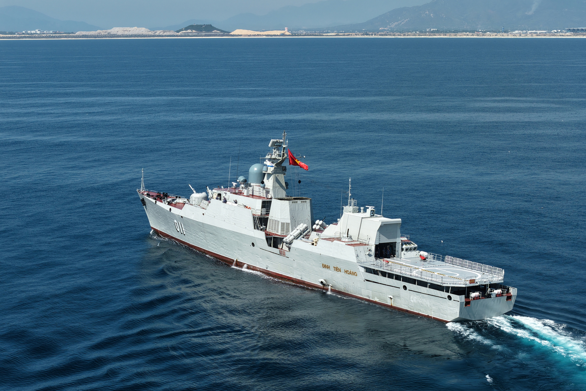 Hùng tráng Lễ diễu binh, diễu hành kỷ niệm 80 năm Quốc khánh 2/9 - Ảnh 20.