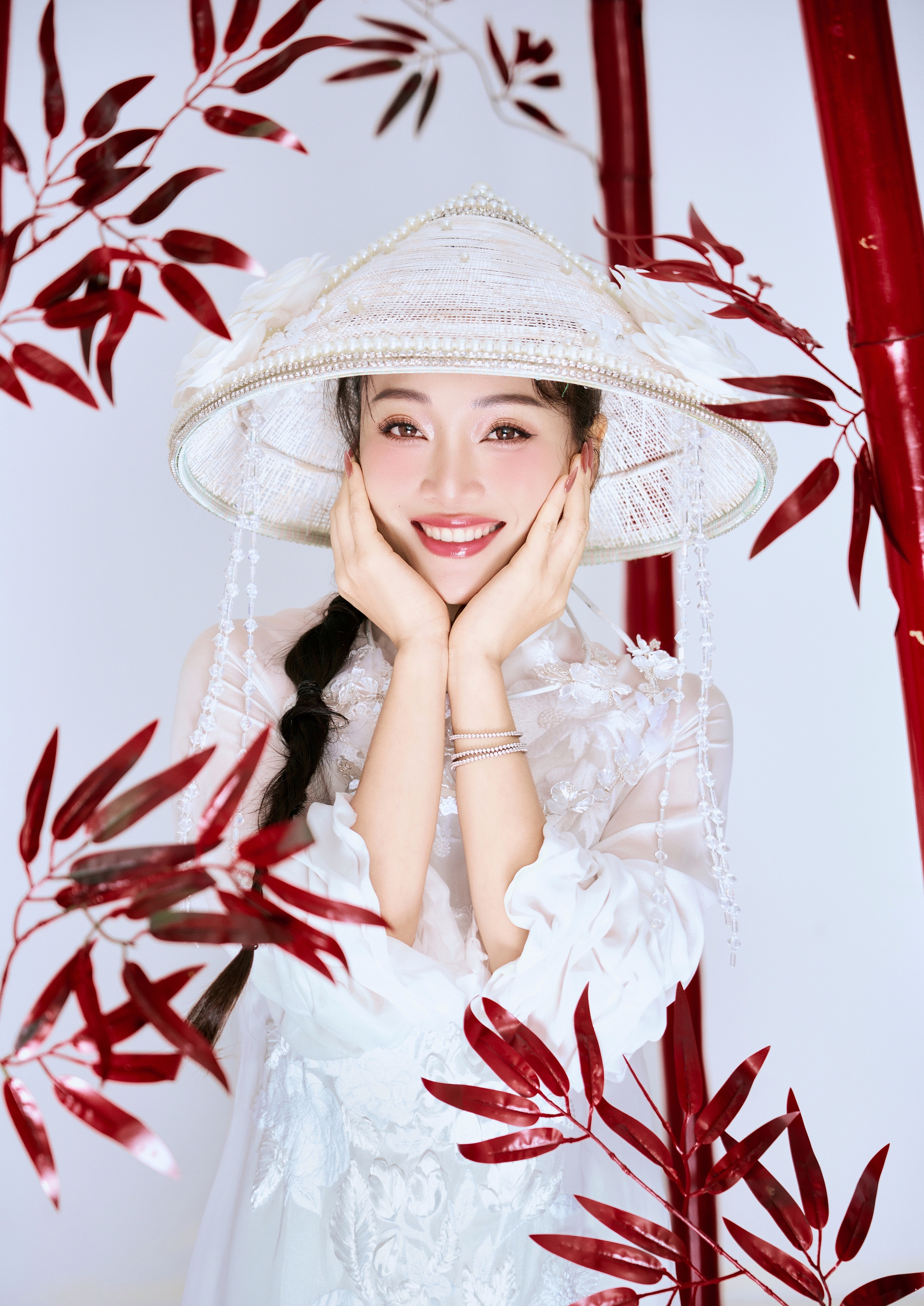 Sao Mai Huyền Trang khoe "của để dành" suốt 3 năm, gây bất ngờ- Ảnh 2. Sao Mai Huyền Trang khoe "của để dành" suốt 3 năm, gây bất ngờ- Ảnh 2.