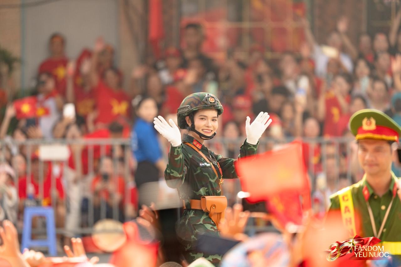 Ngày đẹp nhất là ngày 2/9: Các khối diễu binh diễu hành toả ra khắp Thủ đô trong nắng mùa thu rực rỡ- Ảnh 18.