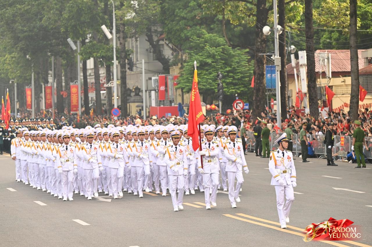  Lễ diễu binh diễu hành kỷ niệm 80 năm Quốc khánh chính thức bắt đầu- Ảnh 14.