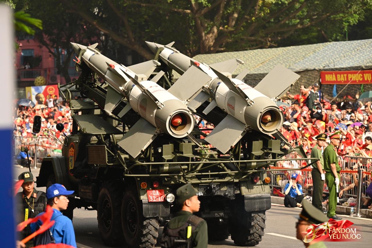  Lễ diễu binh diễu hành kỷ niệm 80 năm Quốc khánh chính thức bắt đầu- Ảnh 11.