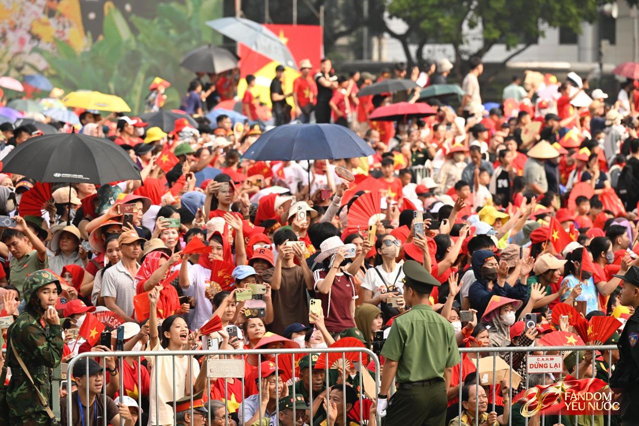  Lễ diễu binh diễu hành kỷ niệm 80 năm Quốc khánh chính thức bắt đầu- Ảnh 5.