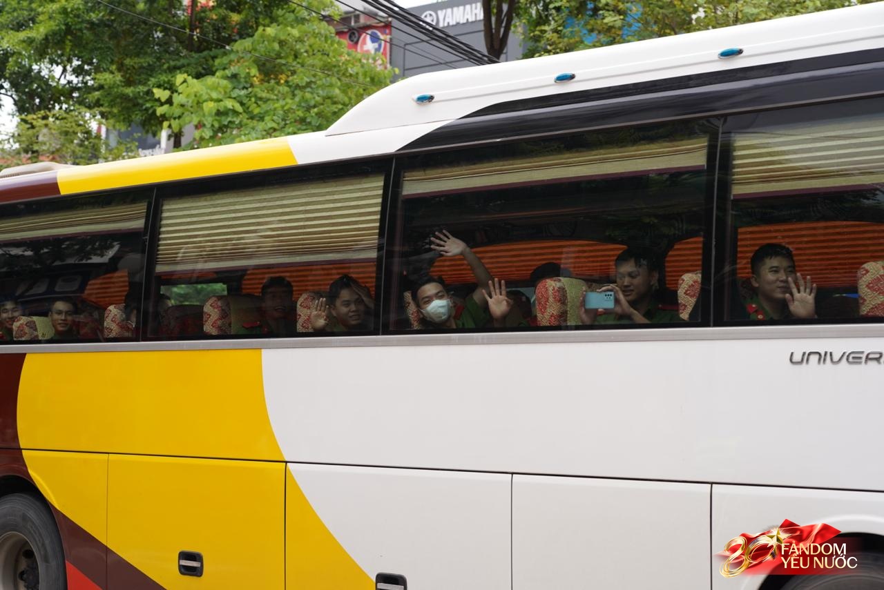 Ngày đẹp nhất là ngày 2/9: Các khối diễu binh diễu hành toả ra khắp Thủ đô trong nắng mùa thu rực rỡ- Ảnh 6.