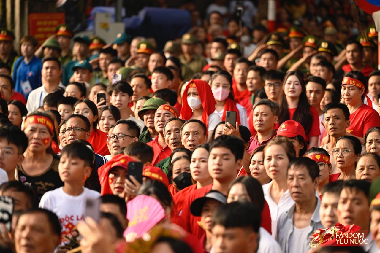 6h30 sáng 2/9: Lễ diễu binh diễu hành kỷ niệm 80 năm Quốc khánh chính thức bắt đầu- Ảnh 4.