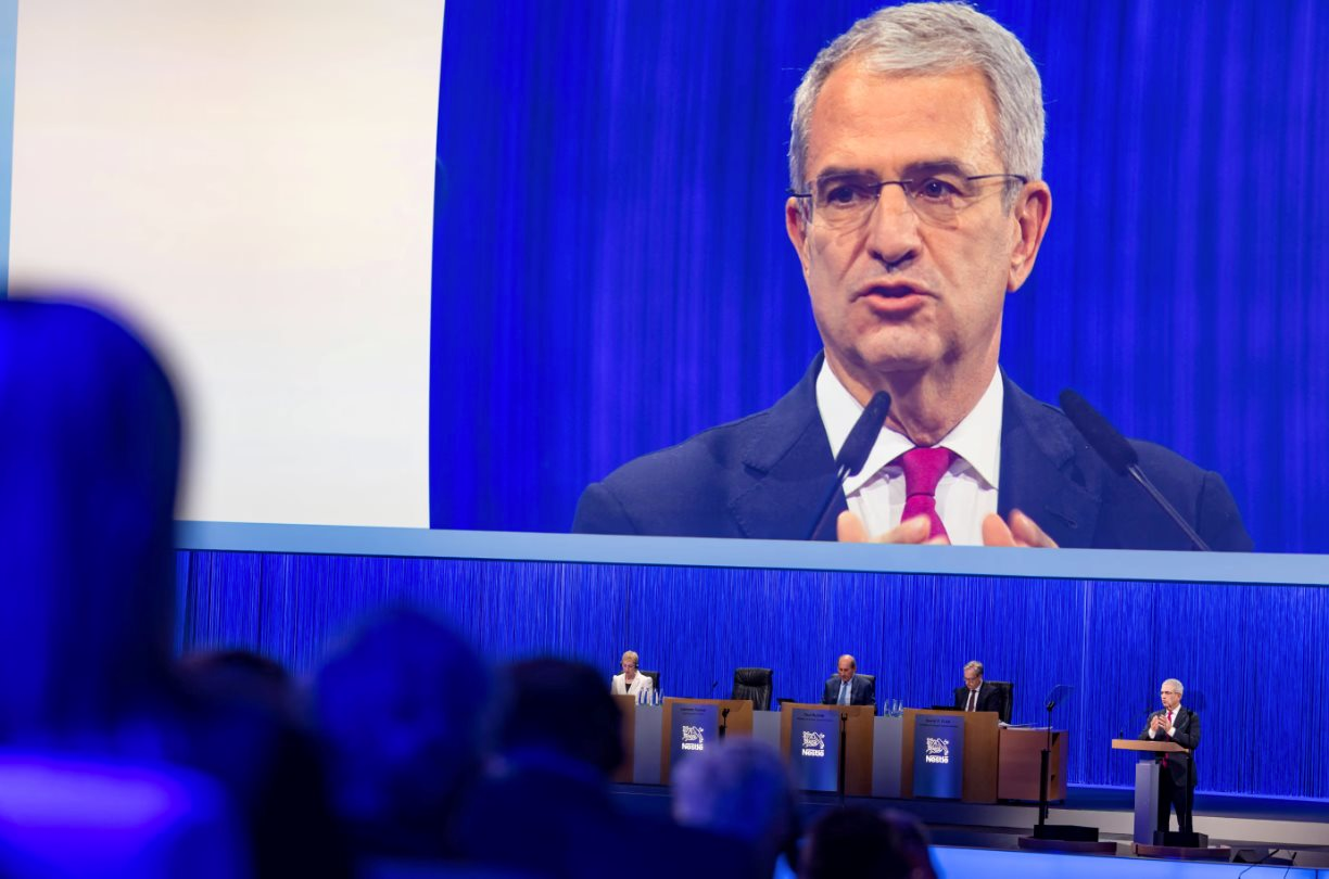 Nóng: CEO Nestlé bị sa thải không bồi thường vì quan hệ tình cảm bí mật với cấp dưới - Ảnh 2.